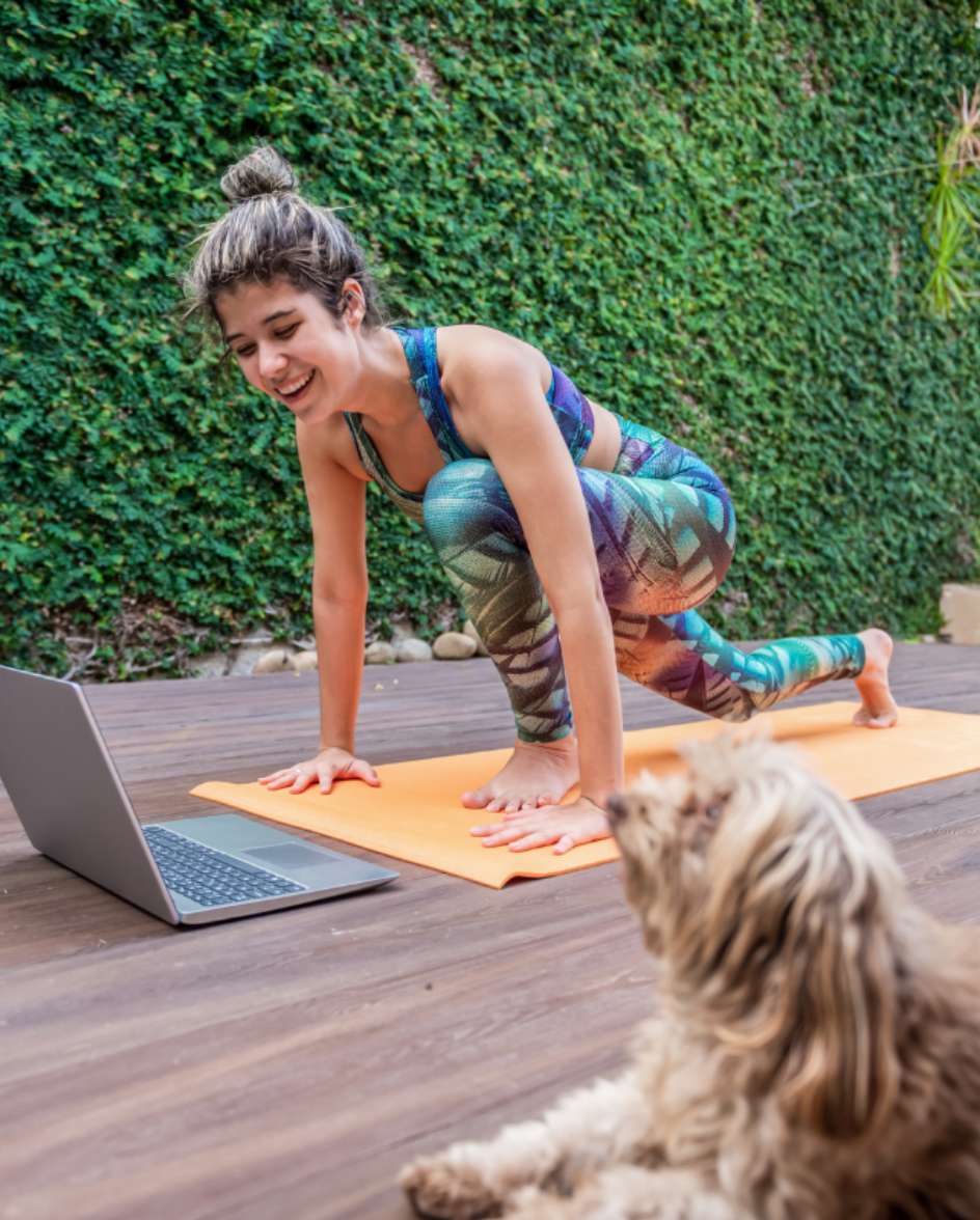 virtual treatment while doing yoga