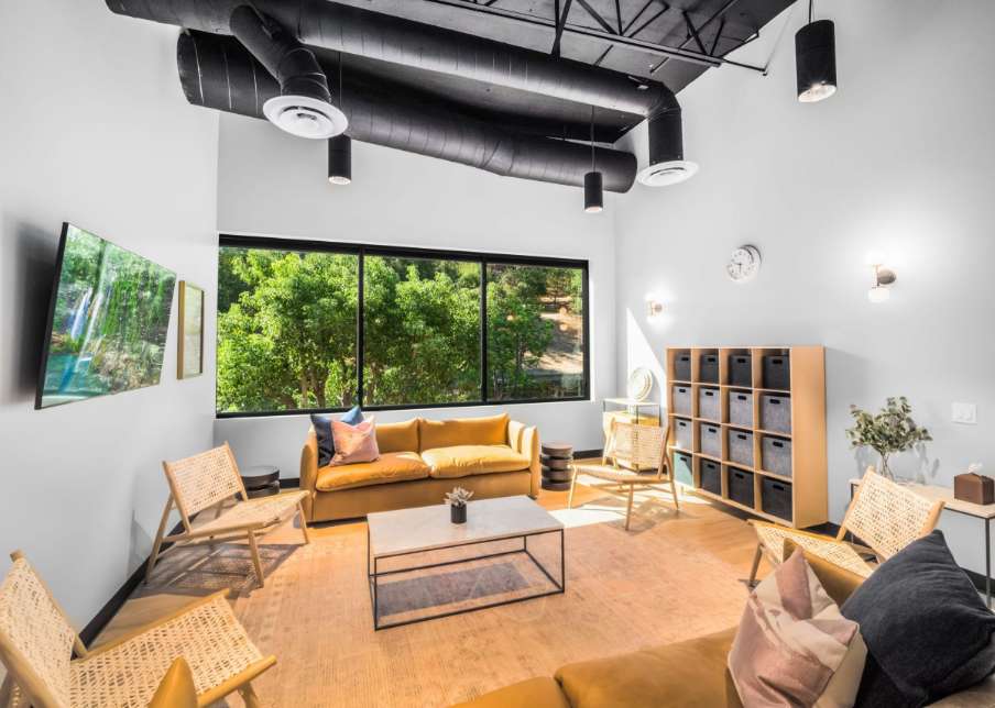 WestlakeVillage PHP living room