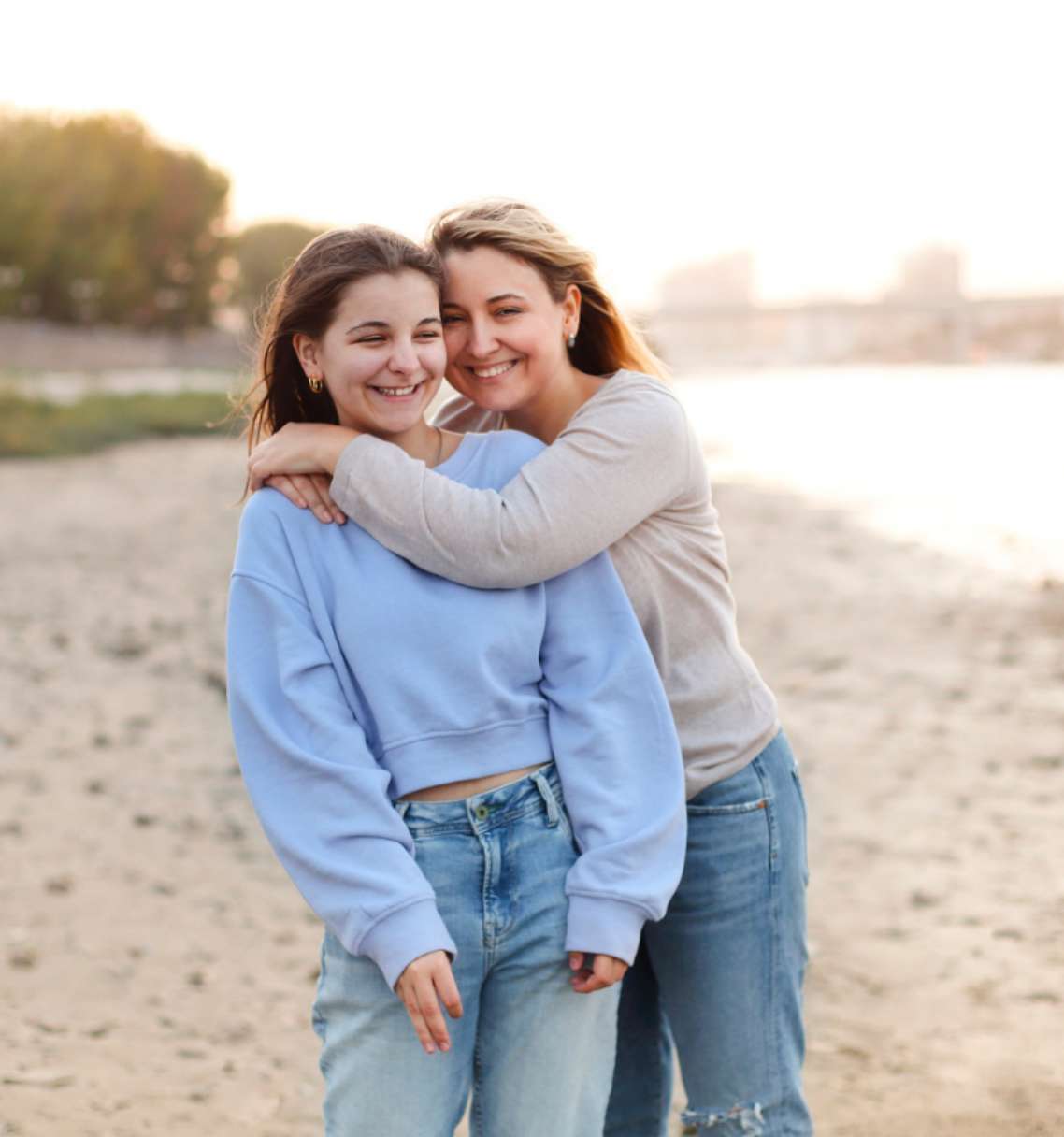 alsana co-occuring beach